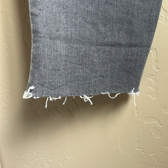 NWT Maurices Everflex Super Skinny High Rise Distressed Denim Jeans 10 Regular - Picture 4 of 11